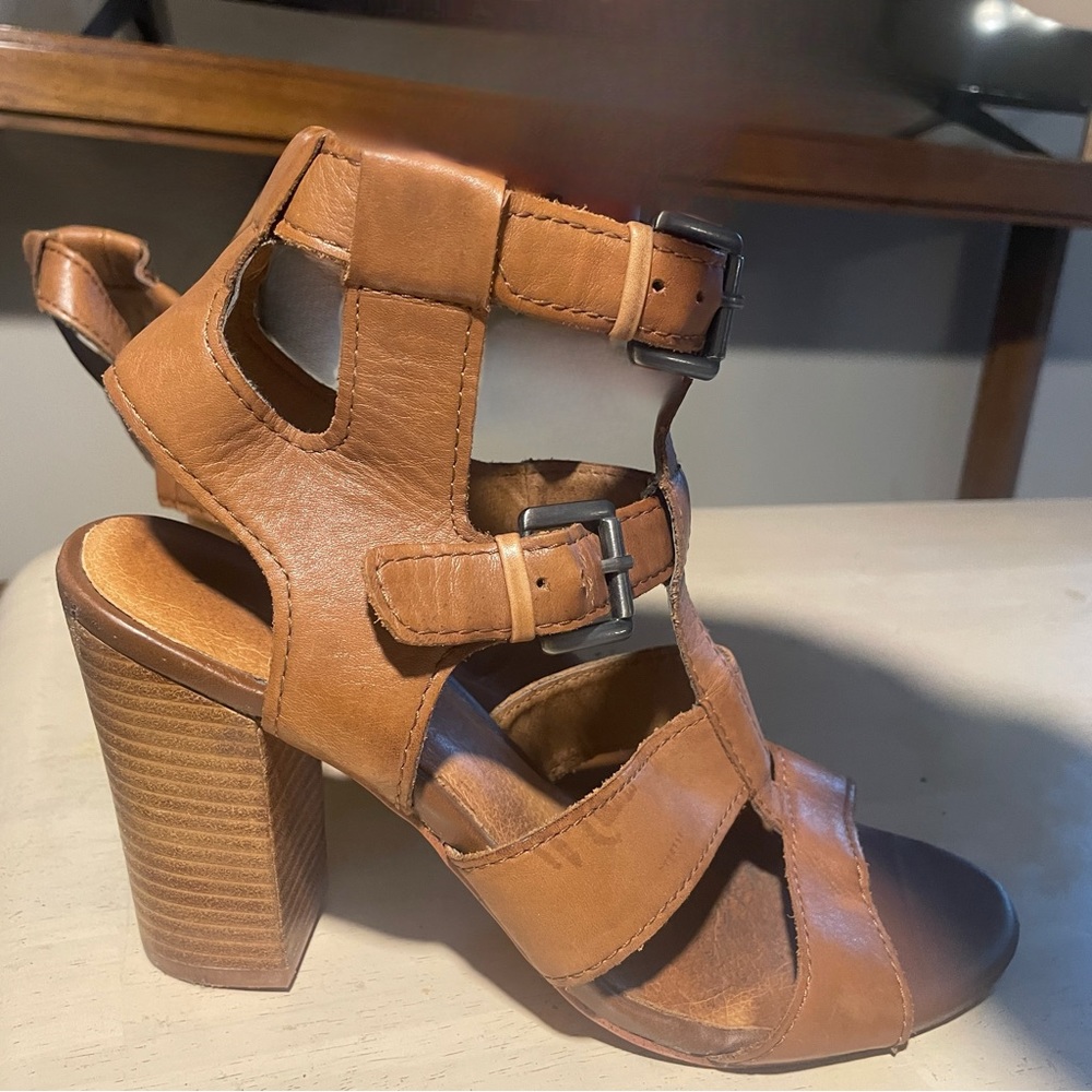 Aldo leather heeled sandals
